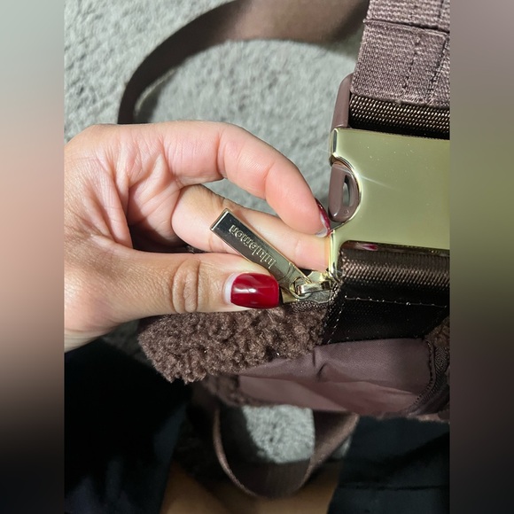 Lululemon Belt Bag - Picture 7 of 10